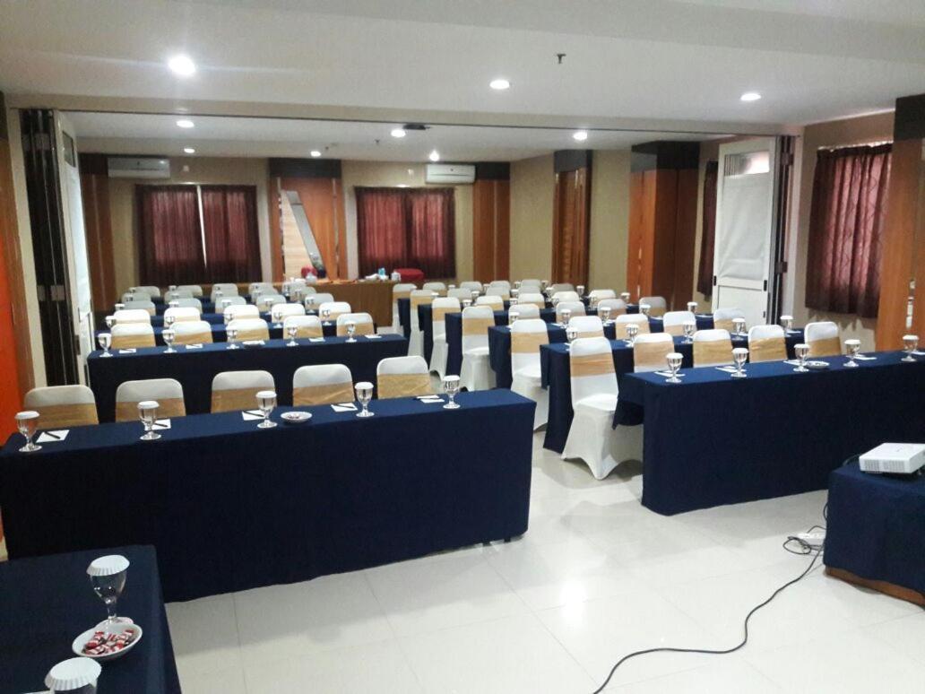 Hotel Jelita Bandara 3*