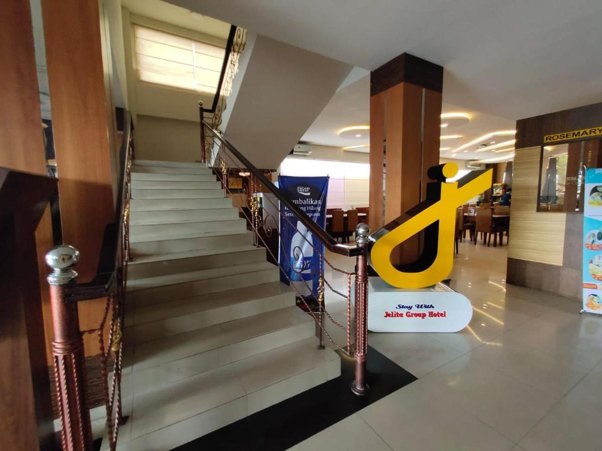 Jelita Bandara 3*